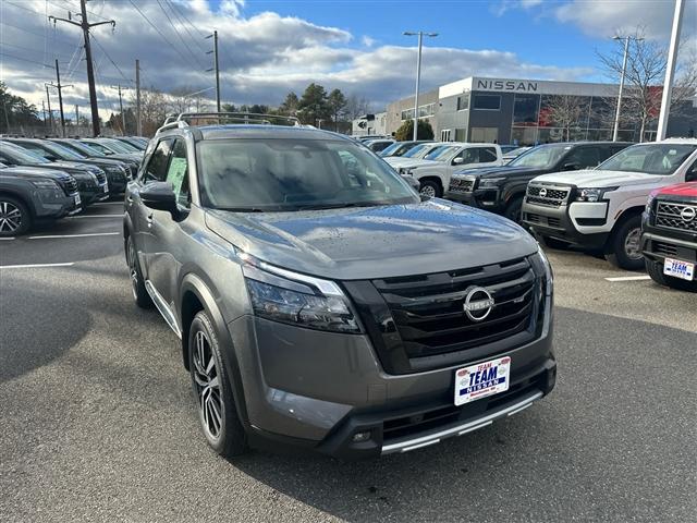 new 2025 Nissan Pathfinder car, priced at $53,690