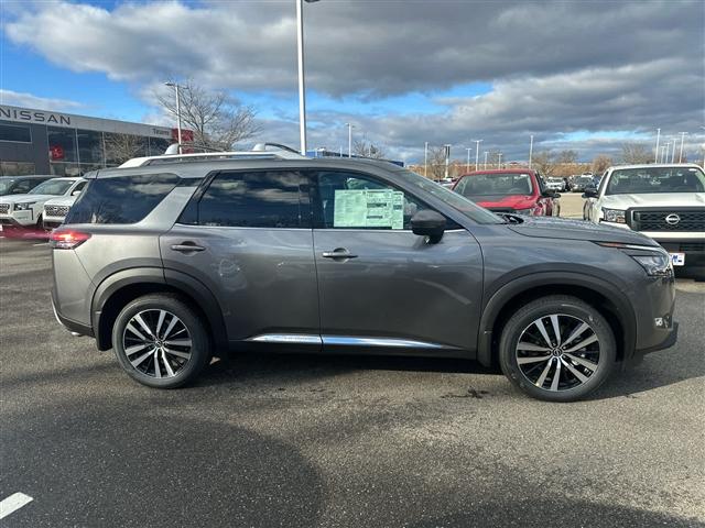 new 2025 Nissan Pathfinder car, priced at $52,190