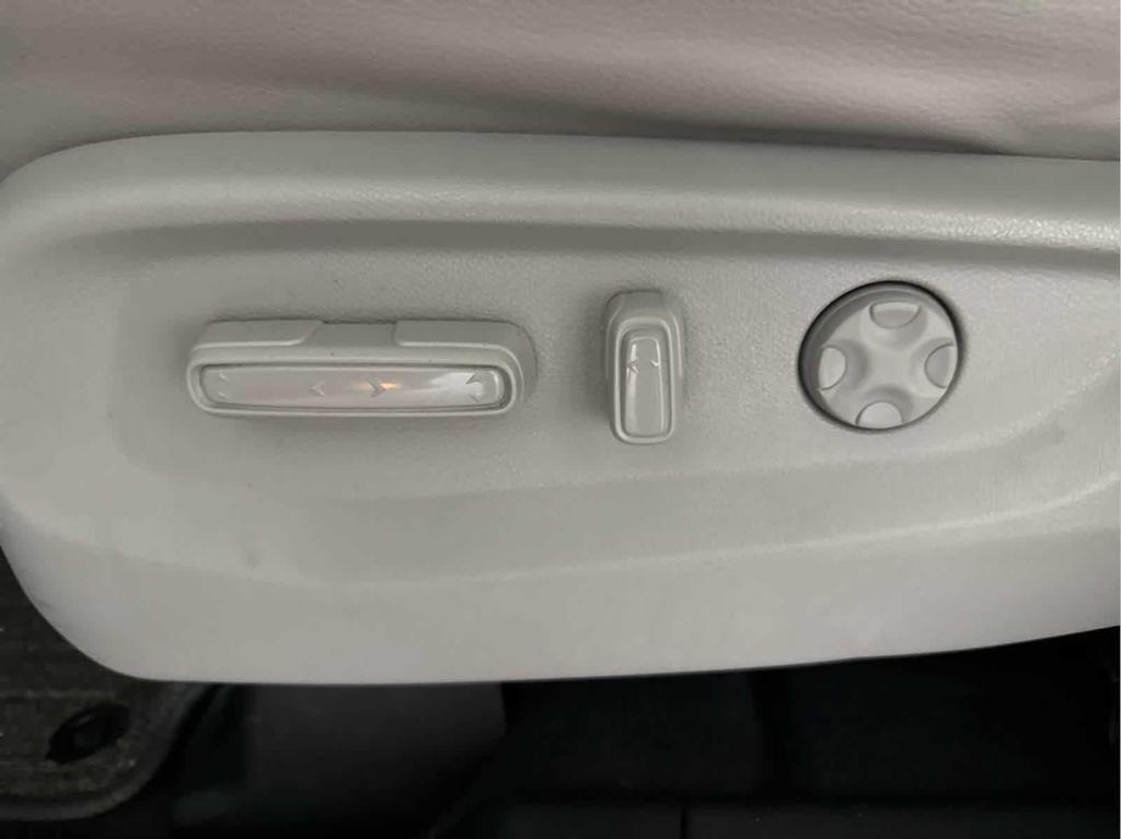 used 2024 Honda Odyssey car, priced at $35,410