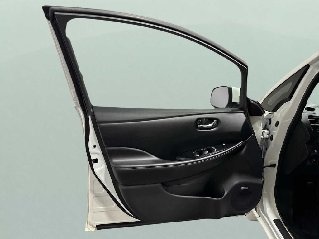 used 2014 Nissan Leaf car, priced at $5,724