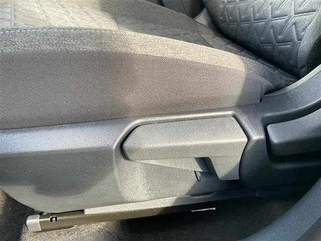 new 2026 Nissan Kicks car, priced at $29,052