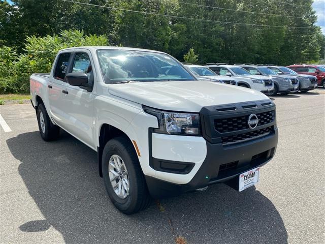 new 2025 Nissan Frontier car
