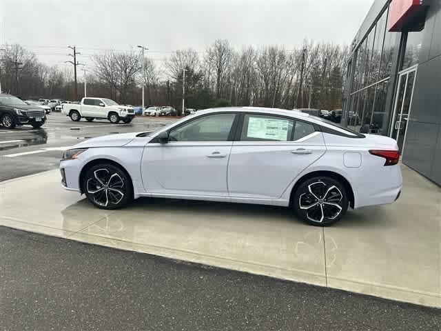 new 2025 Nissan Altima car, priced at $32,920