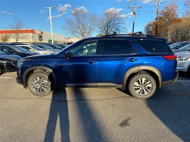 new 2025 Nissan Pathfinder car, priced at $36,269