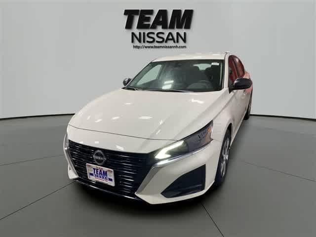 new 2025 Nissan Altima car, priced at $26,225