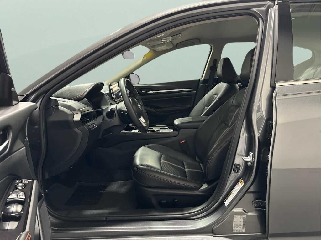 used 2025 Nissan Altima car, priced at $27,328