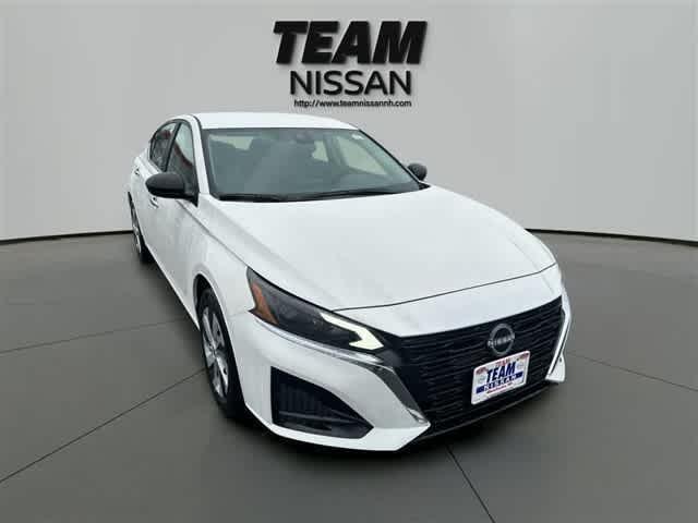 new 2025 Nissan Altima car, priced at $26,450