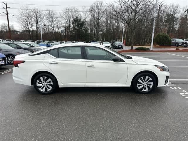 new 2025 Nissan Altima car, priced at $26,450
