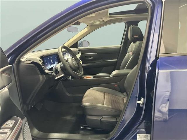 new 2025 Nissan Kicks car, priced at $29,160