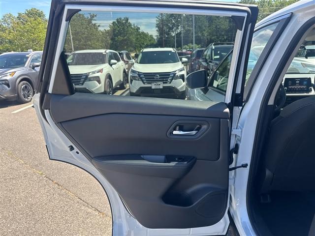 new 2025 Nissan Rogue car, priced at $32,143