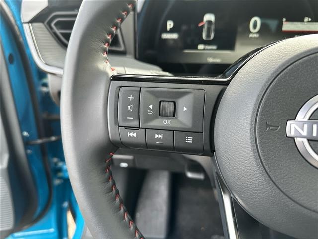new 2025 Nissan Kicks car, priced at $30,487