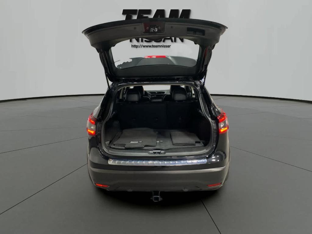 used 2022 Nissan Rogue Sport car, priced at $25,272