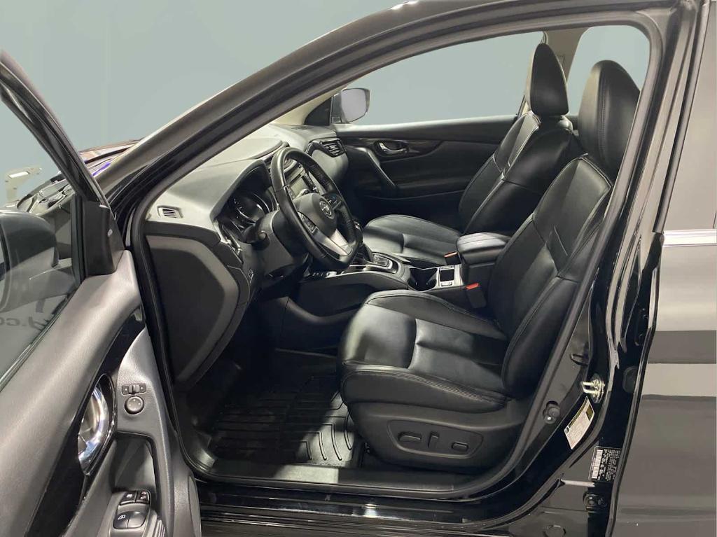 used 2022 Nissan Rogue Sport car, priced at $25,272
