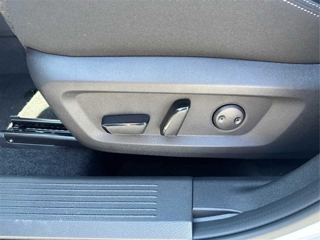new 2025 Nissan Rogue car, priced at $32,062