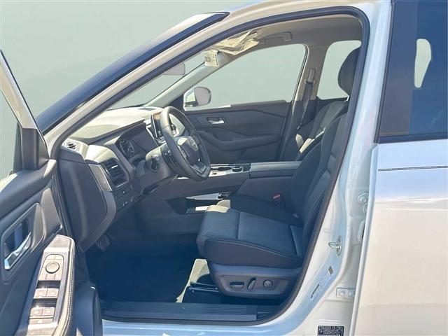 new 2025 Nissan Rogue car, priced at $32,062