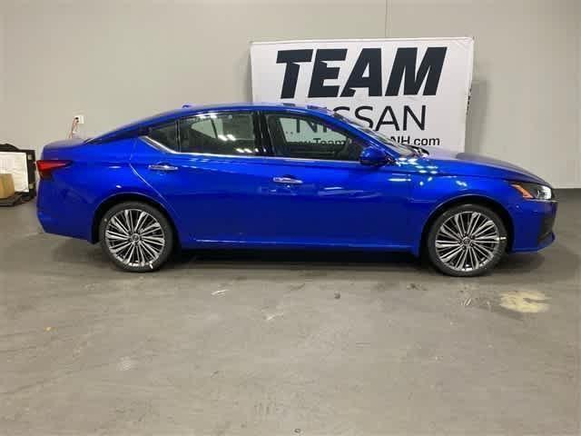new 2025 Nissan Altima car, priced at $36,767