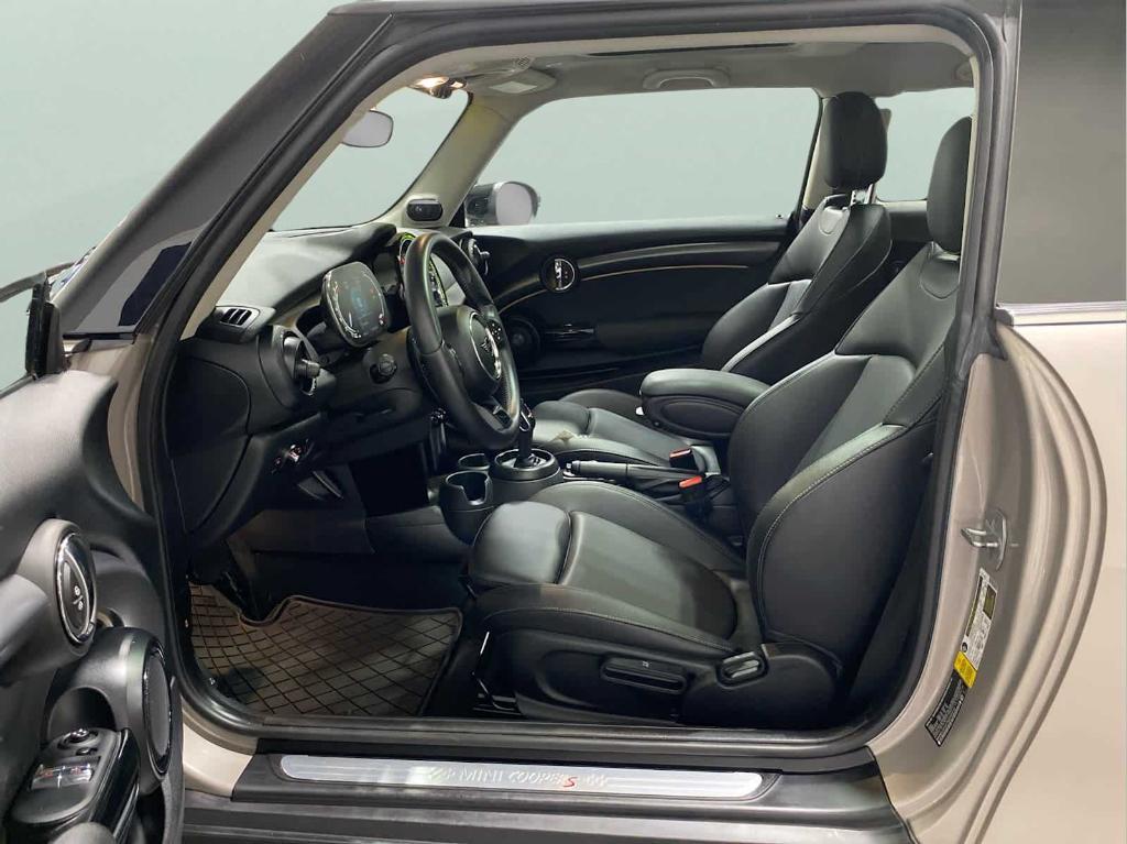 used 2022 MINI Hardtop car, priced at $23,887