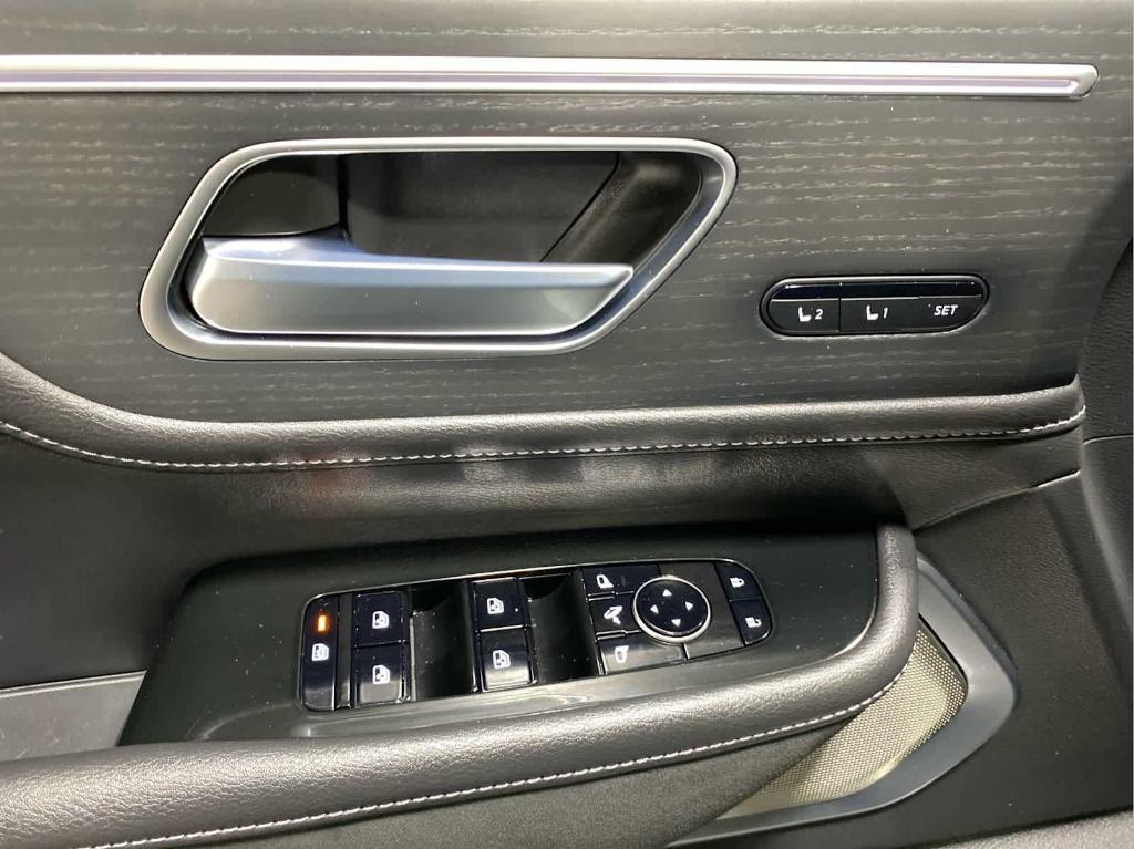 used 2025 INFINITI QX80 car, priced at $86,920