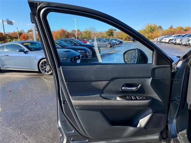 new 2026 Nissan Kicks car, priced at $28,395