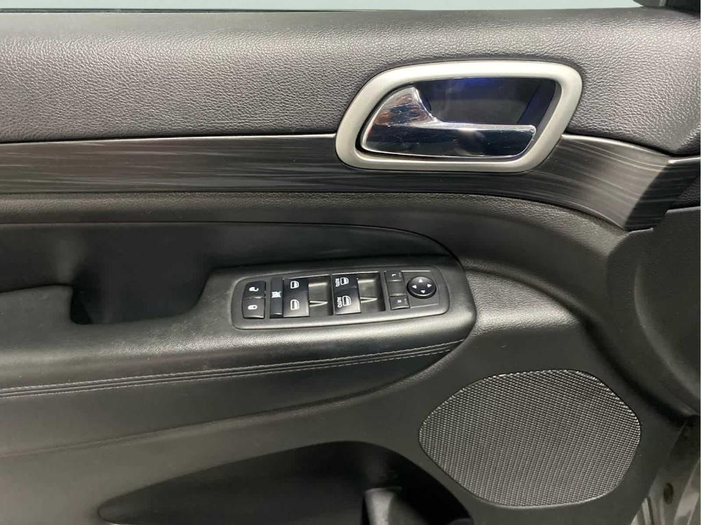 used 2019 Jeep Grand Cherokee car, priced at $18,803