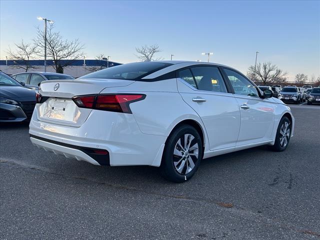 new 2025 Nissan Altima car