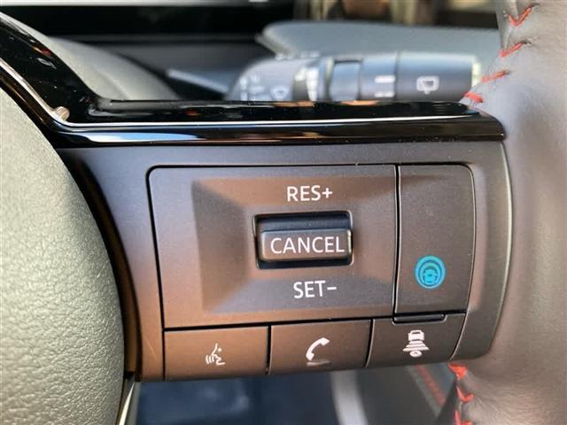 new 2025 Nissan Kicks car, priced at $28,647