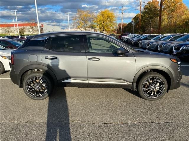 new 2025 Nissan Kicks car, priced at $28,647