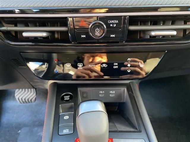 new 2025 Nissan Kicks car, priced at $28,647