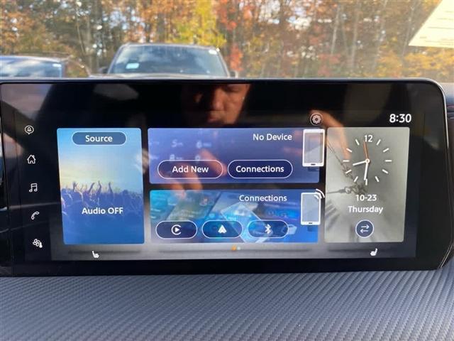 new 2025 Nissan Kicks car, priced at $28,647