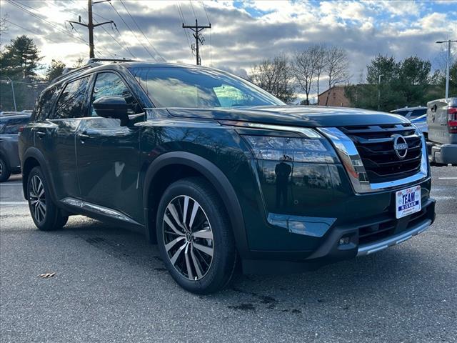 new 2025 Nissan Pathfinder car