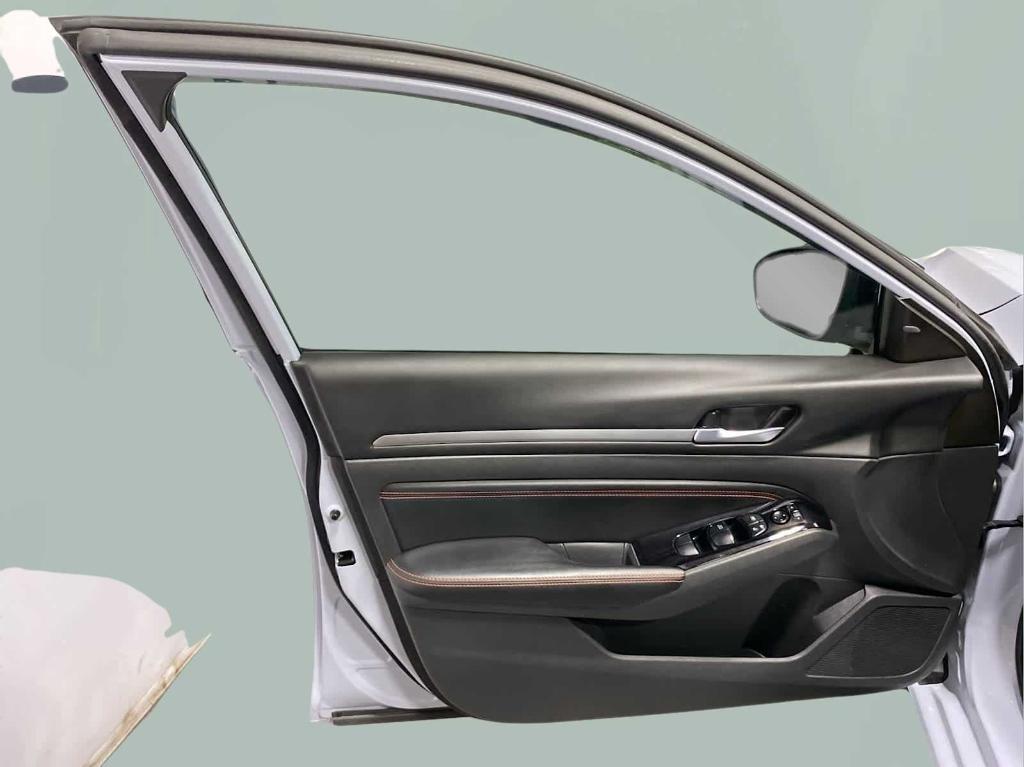 used 2023 Nissan Altima car, priced at $27,412