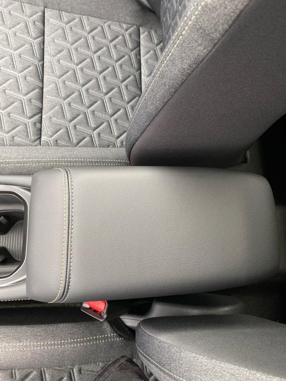 new 2025 Nissan Kicks car, priced at $28,014