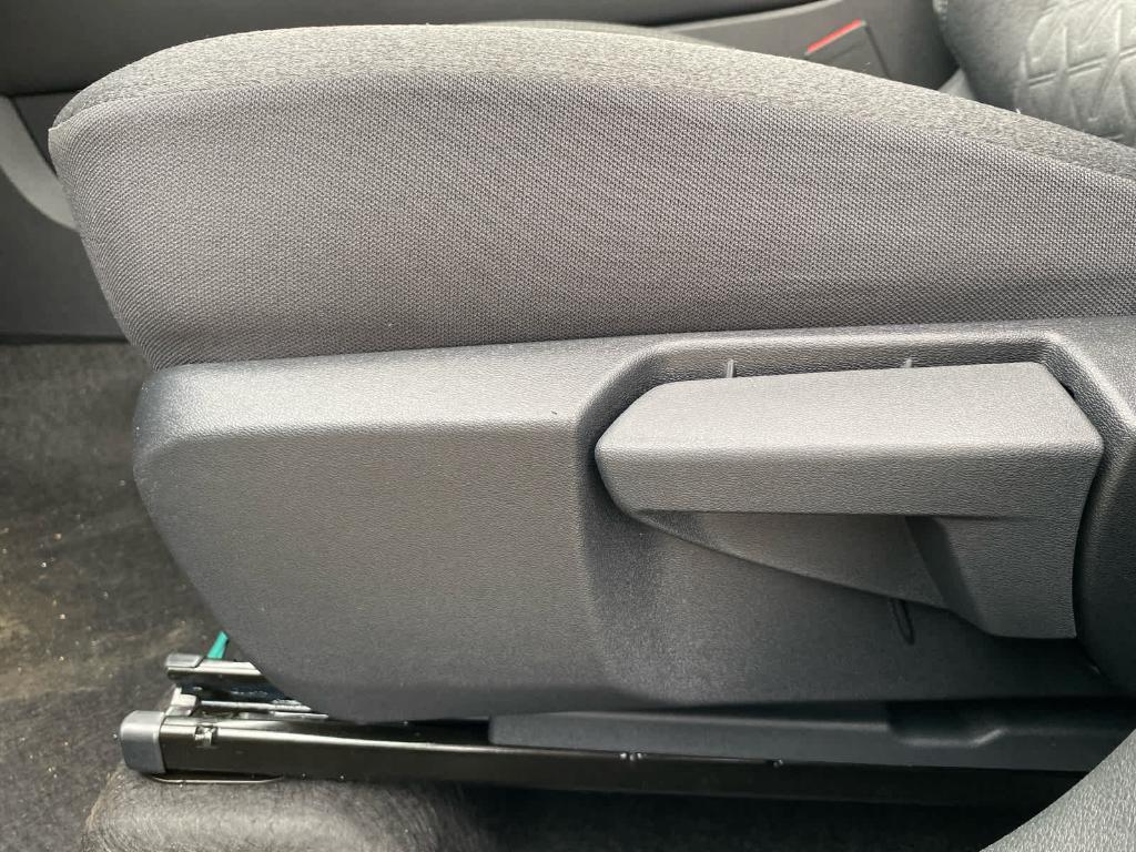 new 2025 Nissan Kicks car, priced at $28,014