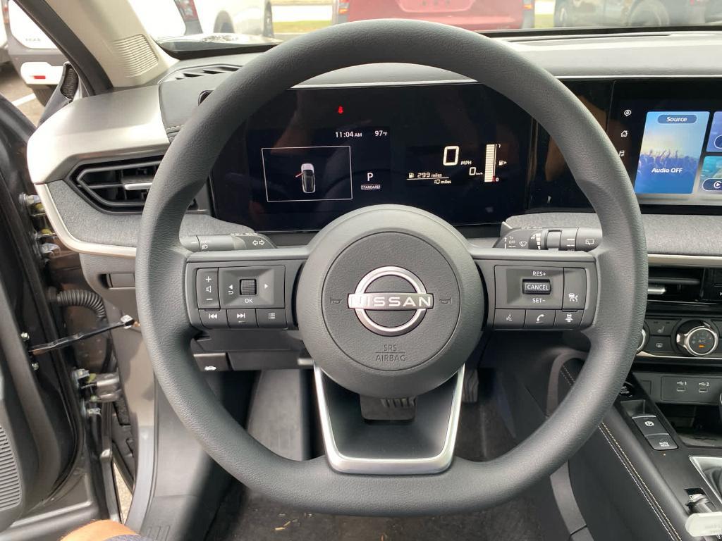 new 2025 Nissan Kicks car, priced at $28,014
