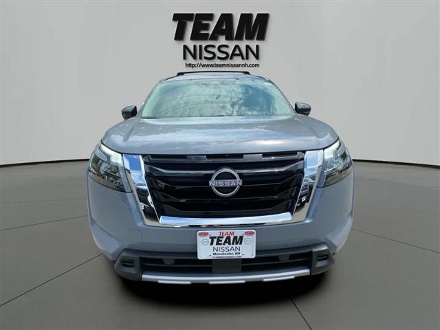 new 2025 Nissan Pathfinder car, priced at $51,761