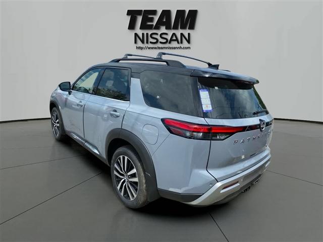 new 2025 Nissan Pathfinder car, priced at $51,761