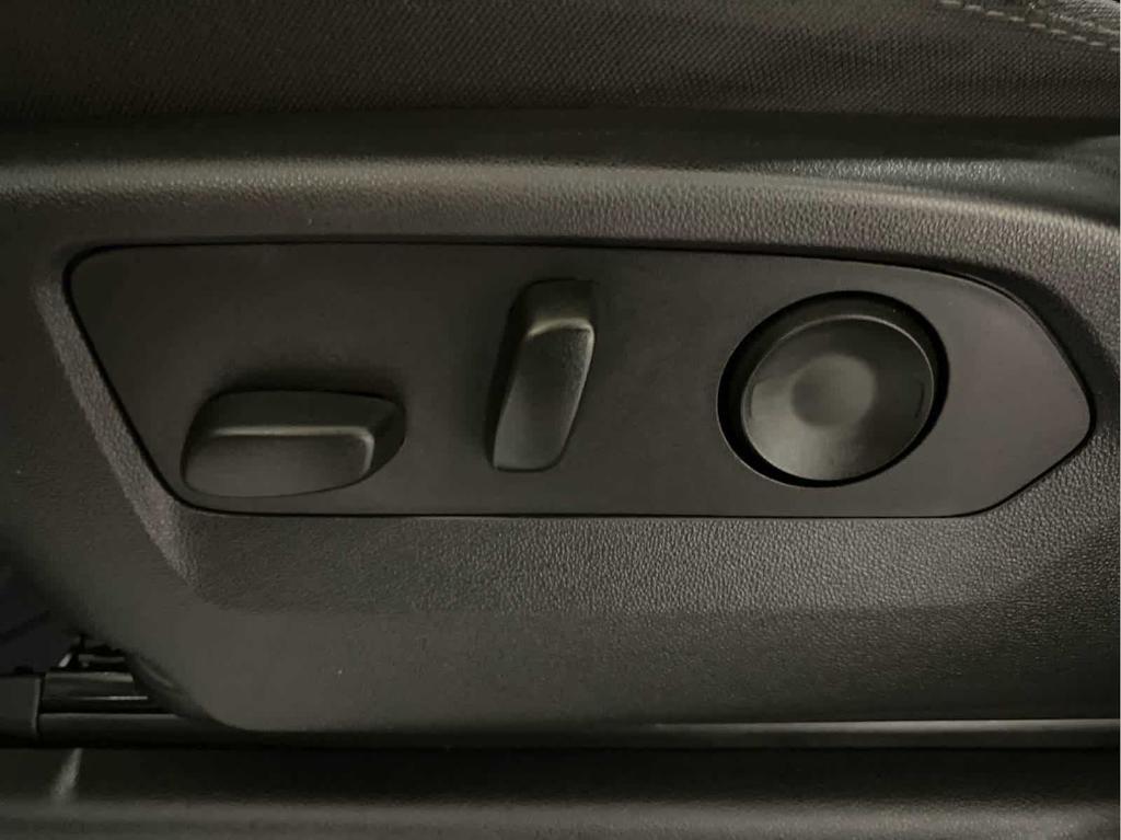 used 2023 Chevrolet Silverado 1500 car, priced at $41,842