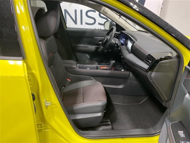 new 2025 Nissan Kicks car, priced at $29,888