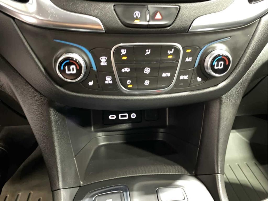 used 2022 Chevrolet Equinox car, priced at $24,250