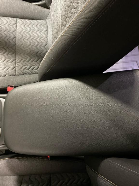 used 2022 Chevrolet Equinox car, priced at $24,250