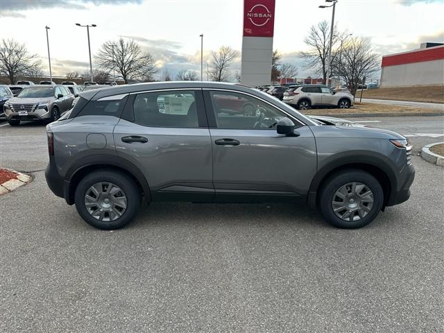 new 2025 Nissan Kicks car, priced at $24,662