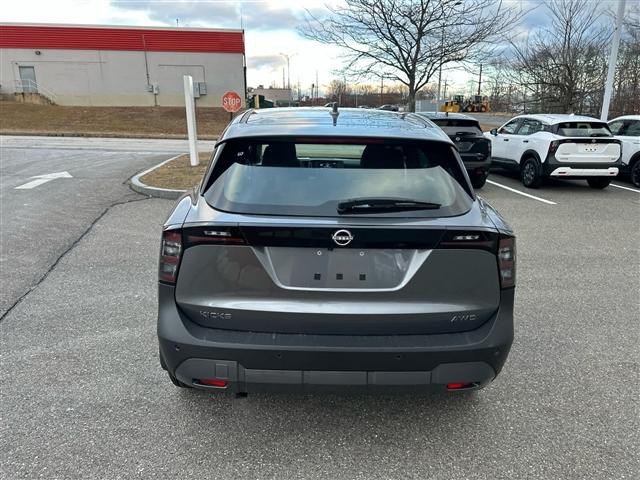 new 2025 Nissan Kicks car, priced at $24,662