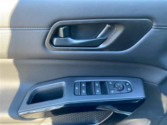 new 2025 Nissan Pathfinder car, priced at $38,129