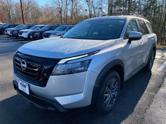new 2025 Nissan Pathfinder car, priced at $38,129