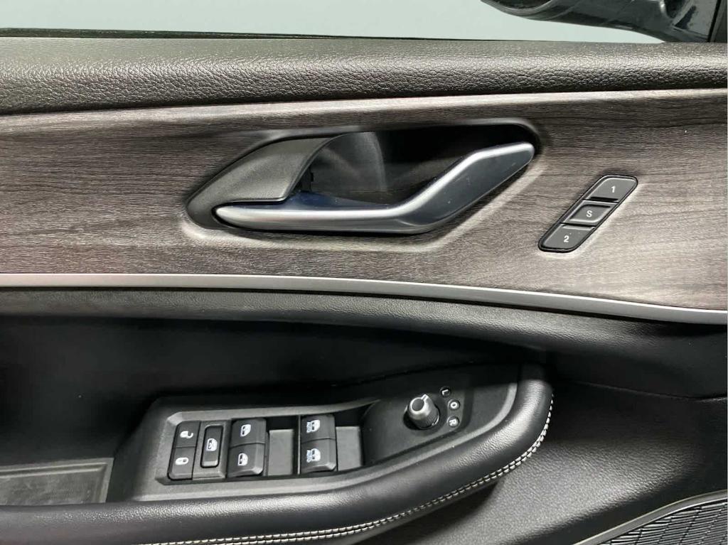 used 2021 Jeep Grand Cherokee L car, priced at $27,457