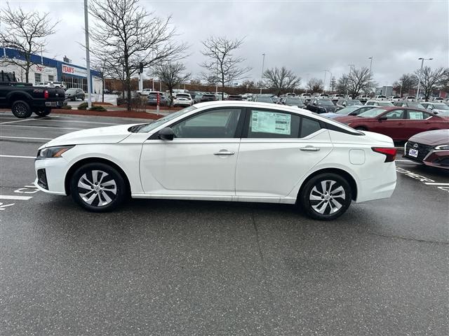 new 2025 Nissan Altima car, priced at $27,500