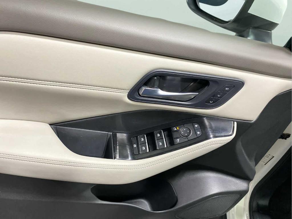 used 2023 Nissan Rogue car, priced at $27,800
