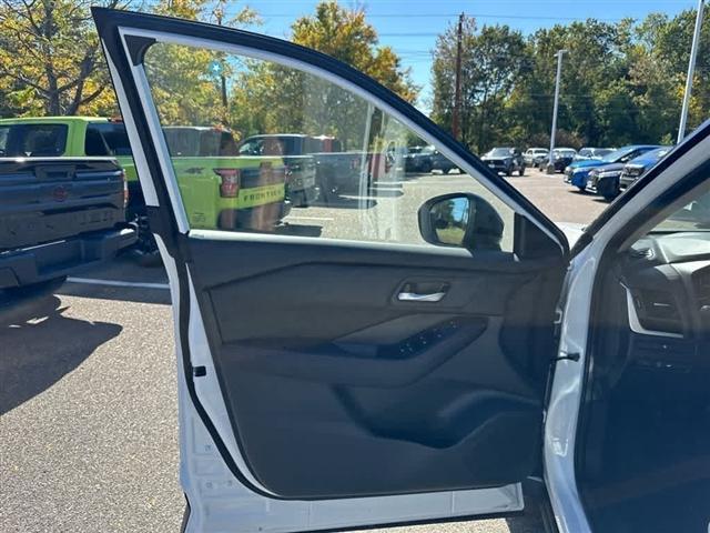 new 2026 Nissan Rogue car, priced at $31,664