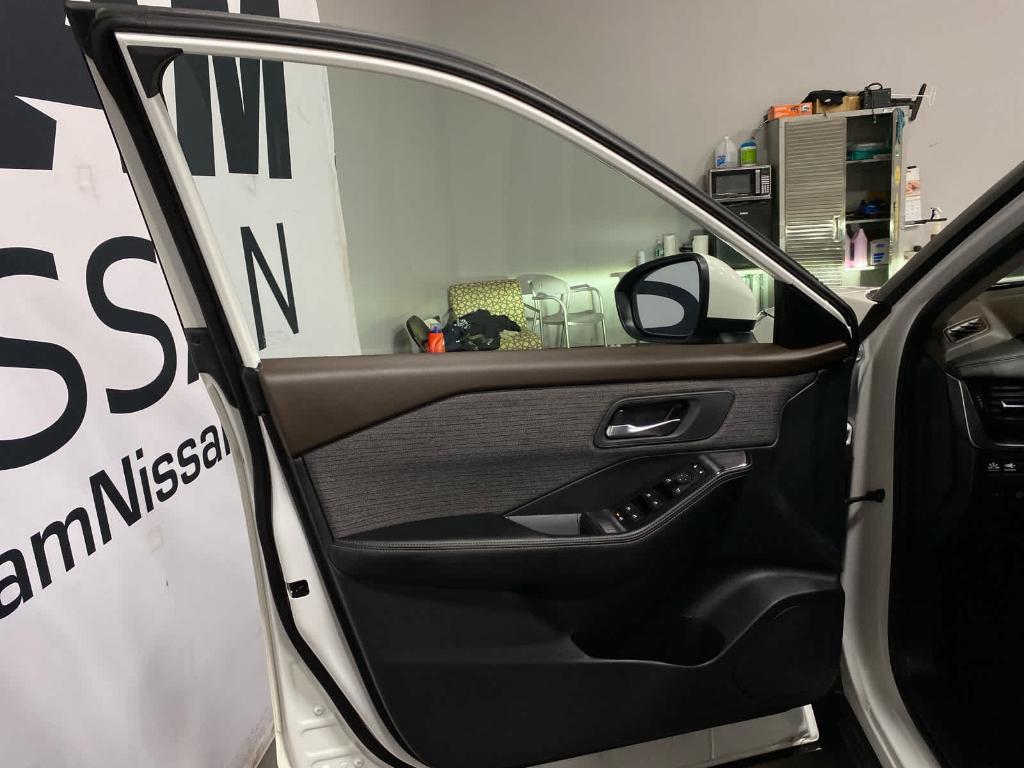 used 2023 Nissan Rogue car, priced at $25,914