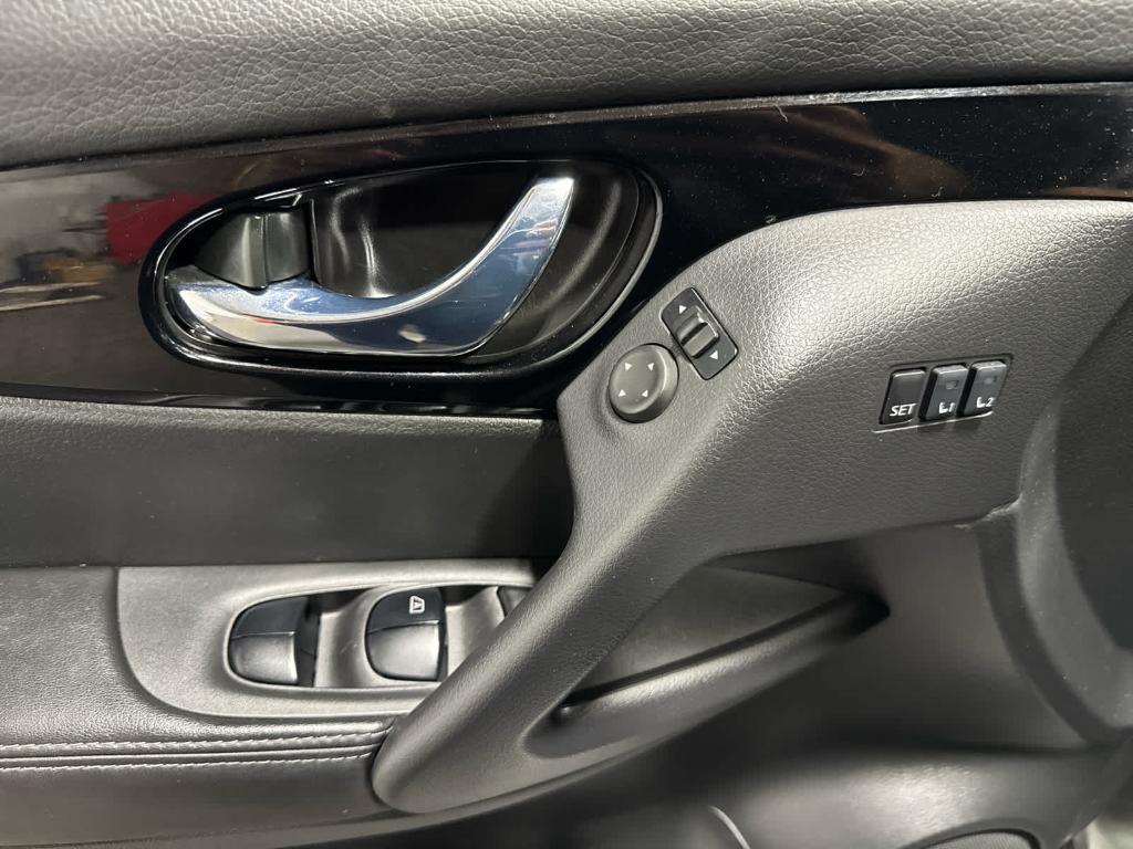 used 2022 Nissan Rogue Sport car, priced at $26,326